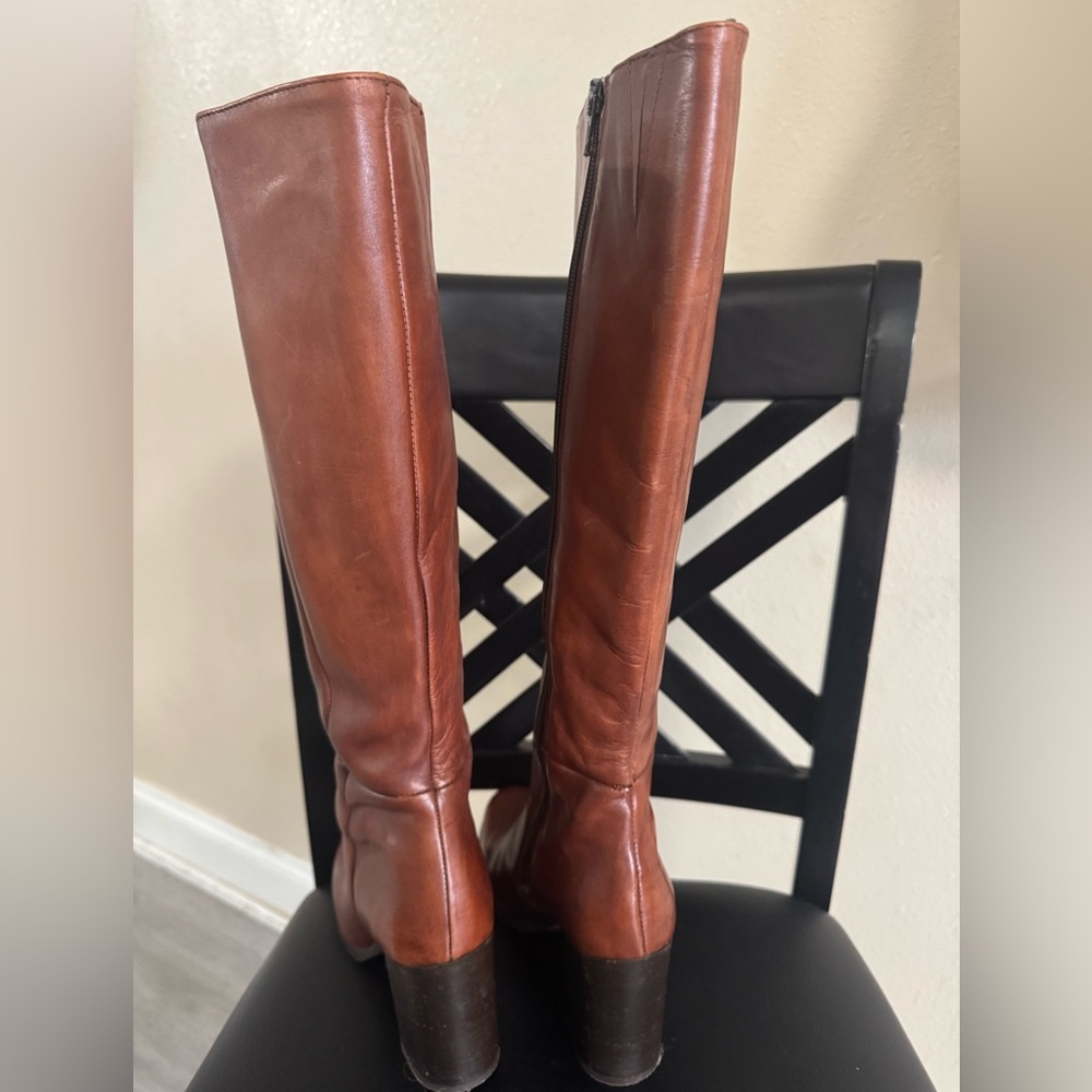 Beautiful Jonak Cognac (36)Brown Leather Heeled Boots - Picture 3 of 6